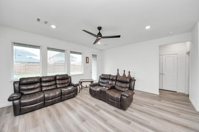 21719 Flannel Bush Lane, Cypress, TX 77433