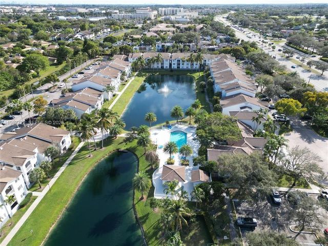 2600 S University Drive 208, Davie, FL 33328