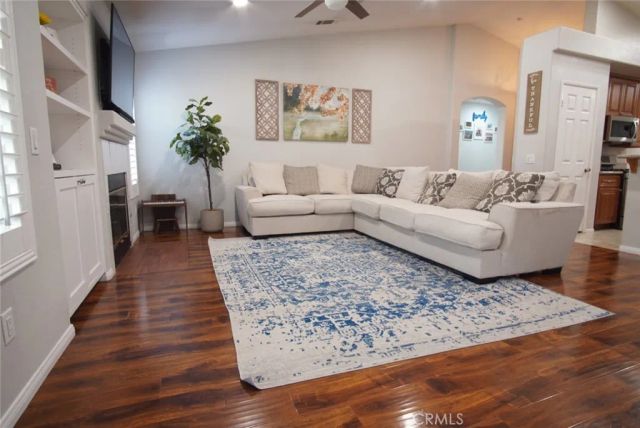 14610 Idaho, Fontana, CA 92336