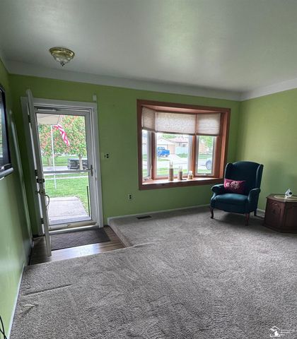 14712 Malcolm Street, Southgate, MI 48195