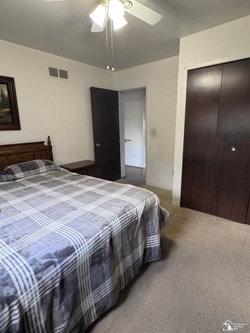 14712 Malcolm Street, Southgate, MI 48195