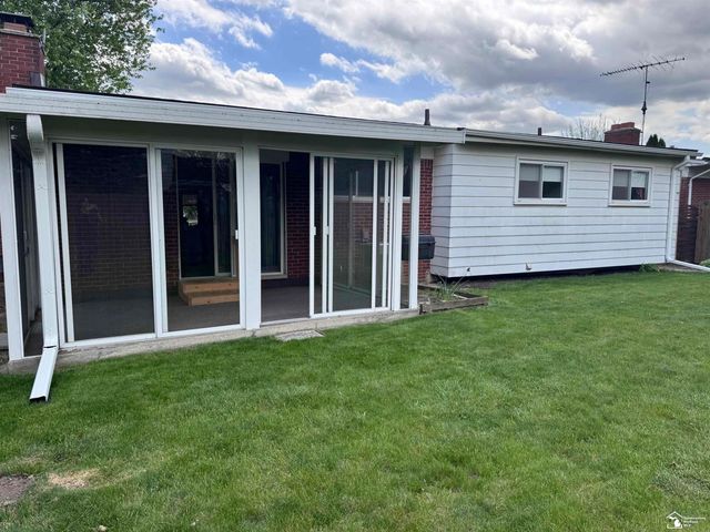 14712 Malcolm Street, Southgate, MI 48195