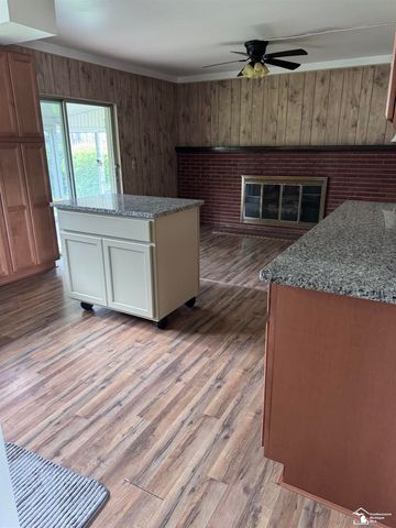 14712 Malcolm Street, Southgate, MI 48195