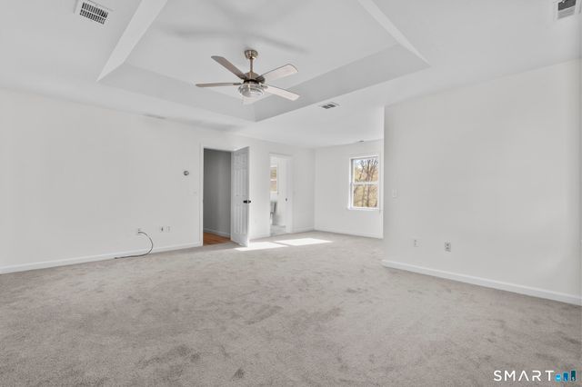 2 Greenwood Lane, Guilford, CT 06437