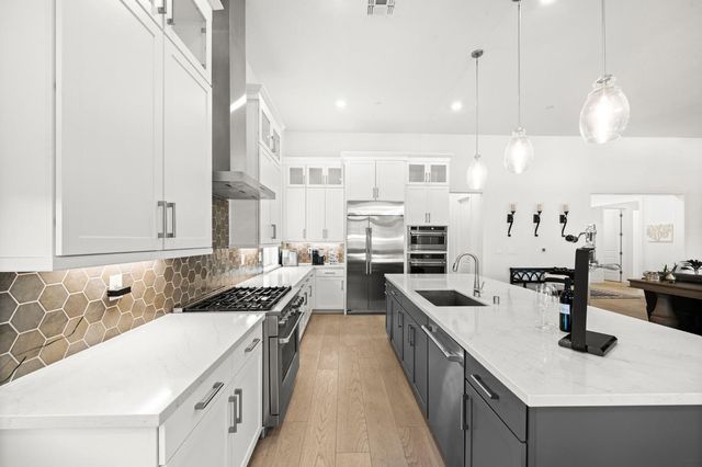 3065 Palo Alto St, Roseville, CA 95747