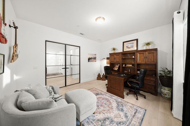 3065 Palo Alto St, Roseville, CA 95747