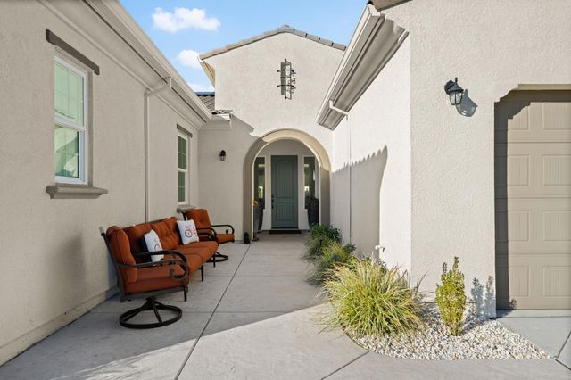 3065 Palo Alto St, Roseville, CA 95747