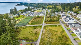 140 E Sullivan Street, Allyn, WA 98524