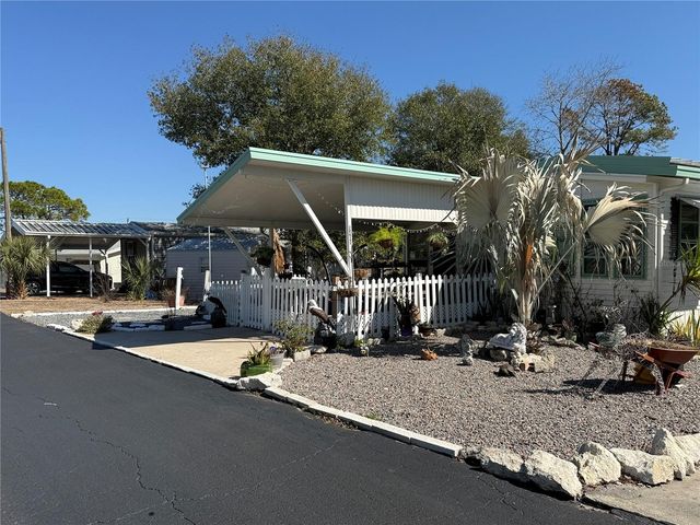 9408 COUGAR DRIVE, Weeki Wachee, FL 34613