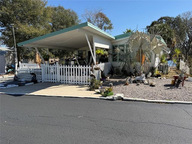 9408 COUGAR DRIVE, Weeki Wachee, FL 34613