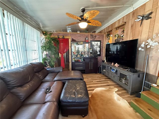 9408 COUGAR DRIVE, Weeki Wachee, FL 34613