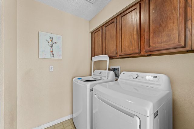 1112 Bering Drive 67, Houston, TX 77057