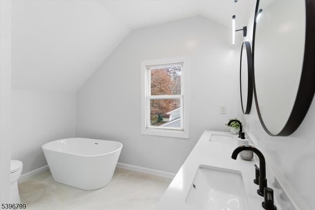 26 Crestmont Rd, West Orange Twp., NJ 07052