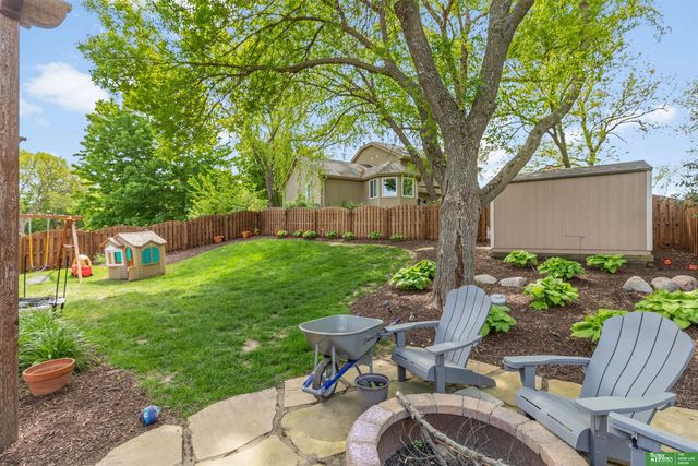 4309 Anchor Mill Road, Bellevue, NE 68123