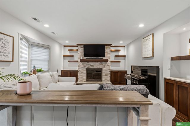 4309 Anchor Mill Road, Bellevue, NE 68123