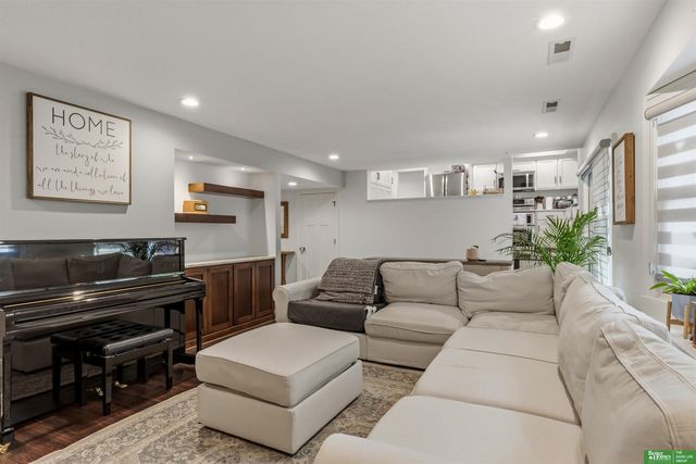 4309 Anchor Mill Road, Bellevue, NE 68123