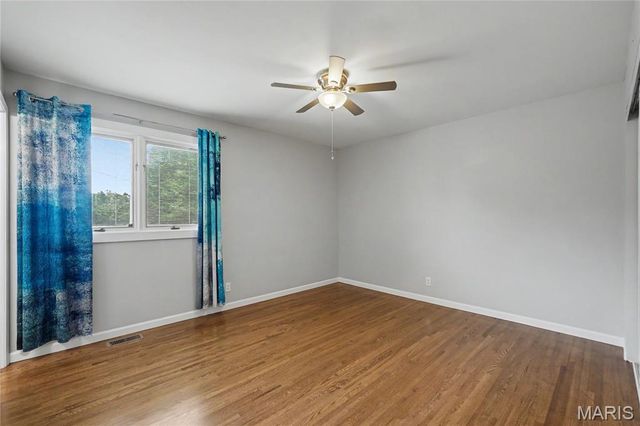 50 White Plains Drive, Chesterfield, MO 63017