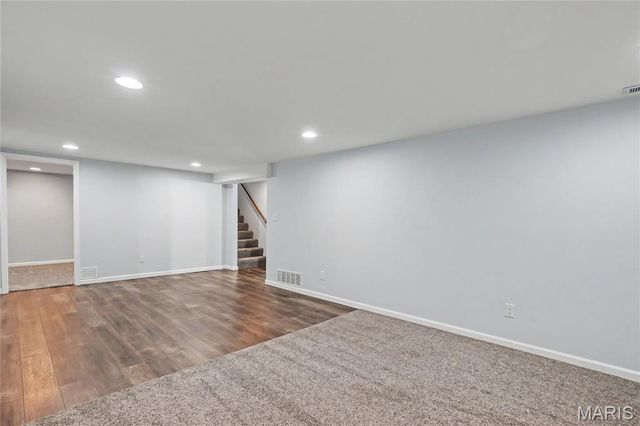 50 White Plains Drive, Chesterfield, MO 63017