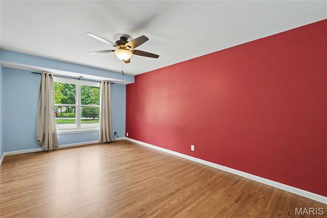 50 White Plains Drive, Chesterfield, MO 63017