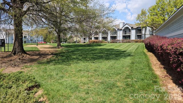 18736 Nautical Drive 102, Cornelius, NC 28031
