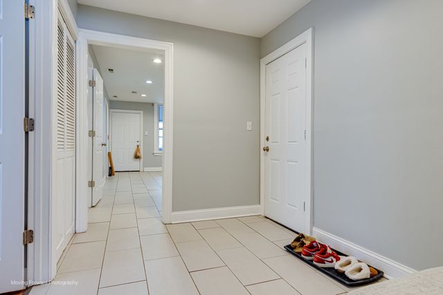 2711 E 93rd Street, Chicago, IL 60617