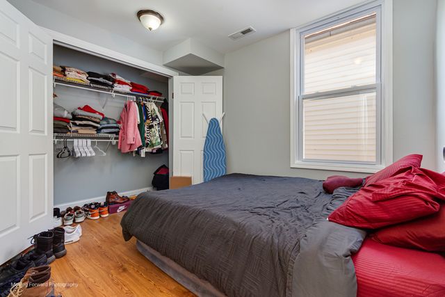 2711 E 93rd Street, Chicago, IL 60617