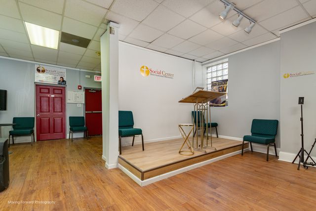 2711 E 93rd Street, Chicago, IL 60617