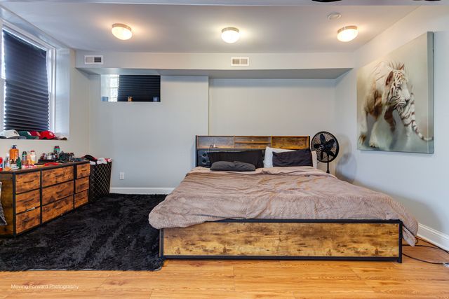 2711 E 93rd Street, Chicago, IL 60617