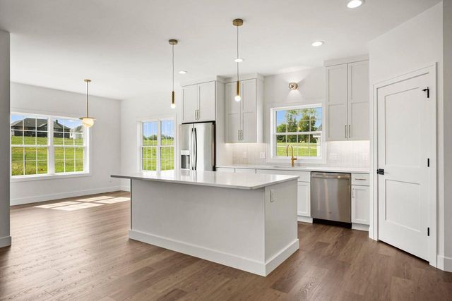 2017 Wellington Place, Cottage Grove, WI 53527