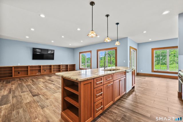 84 Killingworth Turnpike, Clinton, CT 06413
