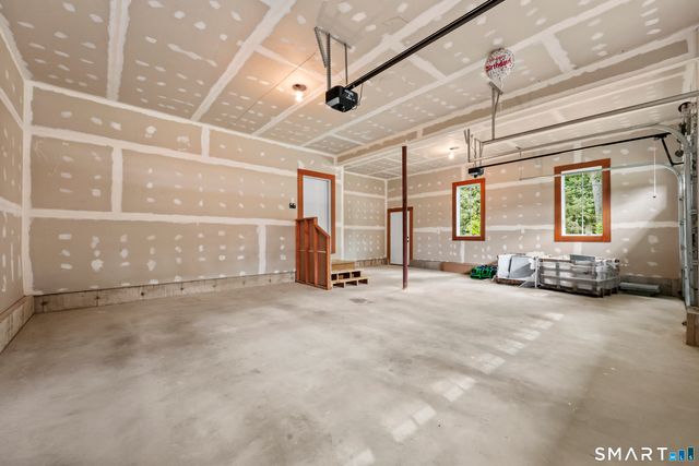84 Killingworth Turnpike, Clinton, CT 06413