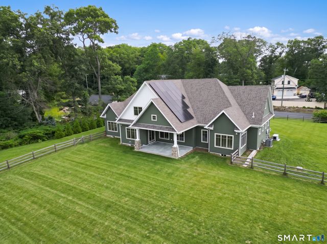 84 Killingworth Turnpike, Clinton, CT 06413