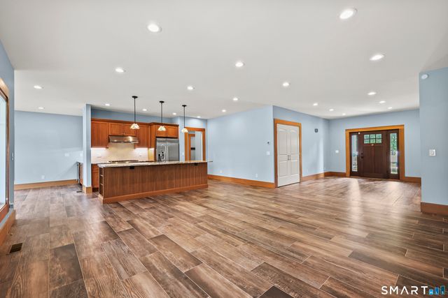 84 Killingworth Turnpike, Clinton, CT 06413