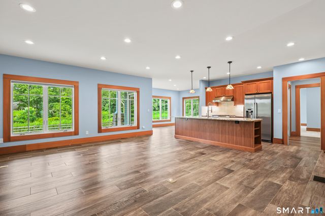 84 Killingworth Turnpike, Clinton, CT 06413