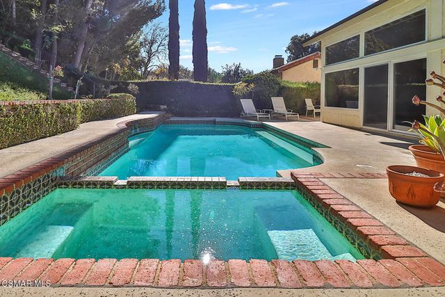 2367 Silver Spring Drive, Westlake Village, CA 91361