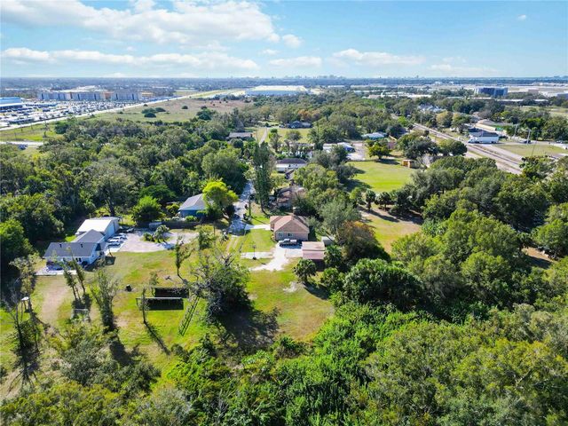 7564 19TH STREET E, Sarasota, FL 34243