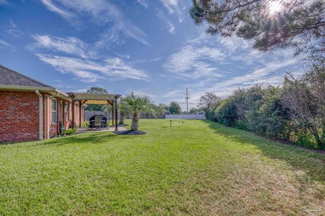 5764 Shady Glen Ct, Pace, FL 32571