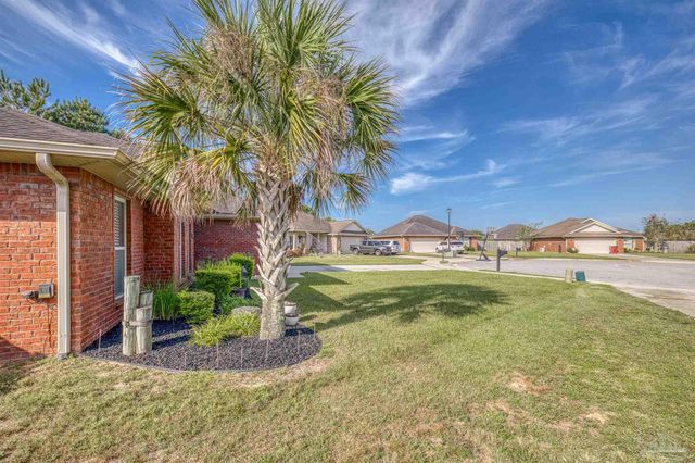 5764 Shady Glen Ct, Pace, FL 32571