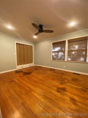 1227 Waco, Durant, OK 74701