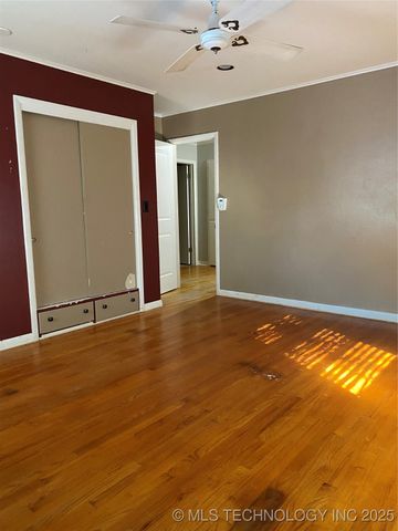 1227 Waco, Durant, OK 74701