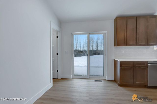 13832 W Halston Avenue, Big Lake, AK 99652