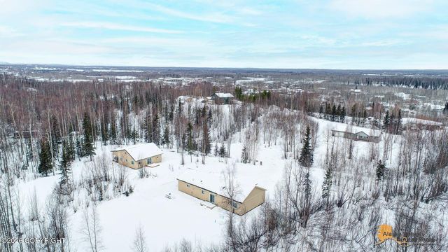 13832 W Halston Avenue, Big Lake, AK 99652