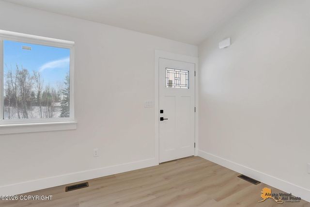 13832 W Halston Avenue, Big Lake, AK 99652