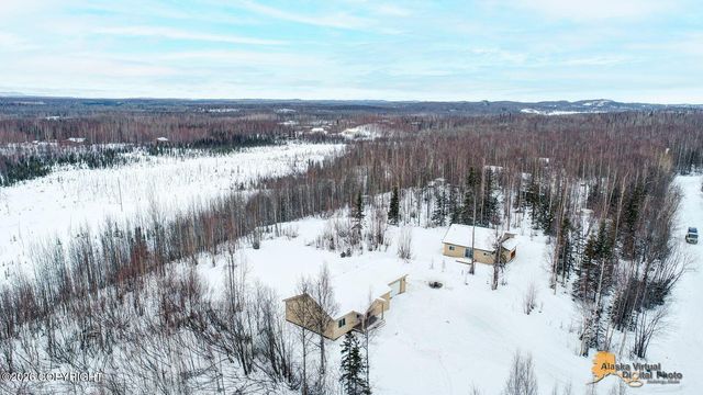 13832 W Halston Avenue, Big Lake, AK 99652