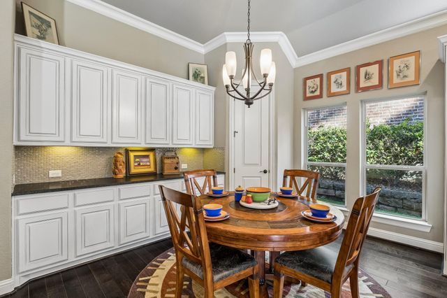 111 Prestwick Court, Montgomery, TX 77316