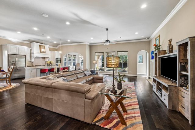 111 Prestwick Court, Montgomery, TX 77316