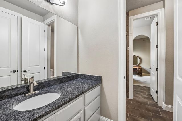 111 Prestwick Court, Montgomery, TX 77316