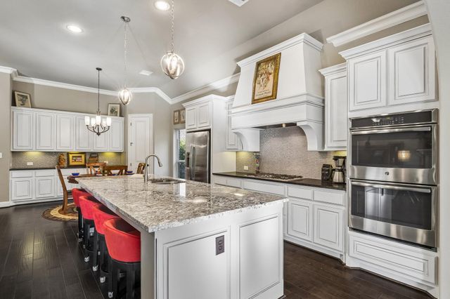 111 Prestwick Court, Montgomery, TX 77316