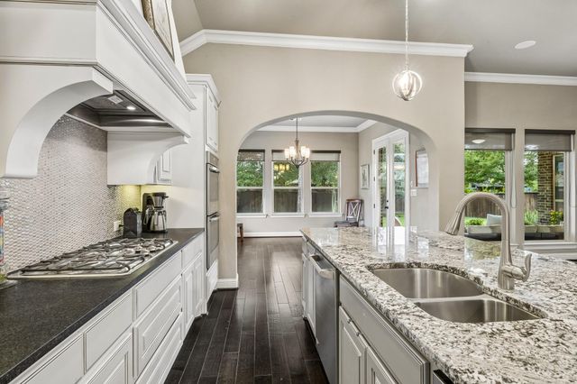 111 Prestwick Court, Montgomery, TX 77316