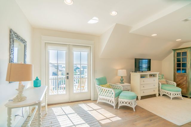 90 Sandalwood Drive, Santa Rosa Beach, FL 32459